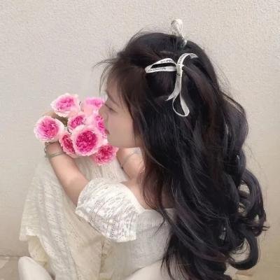 我们都无法成为大人